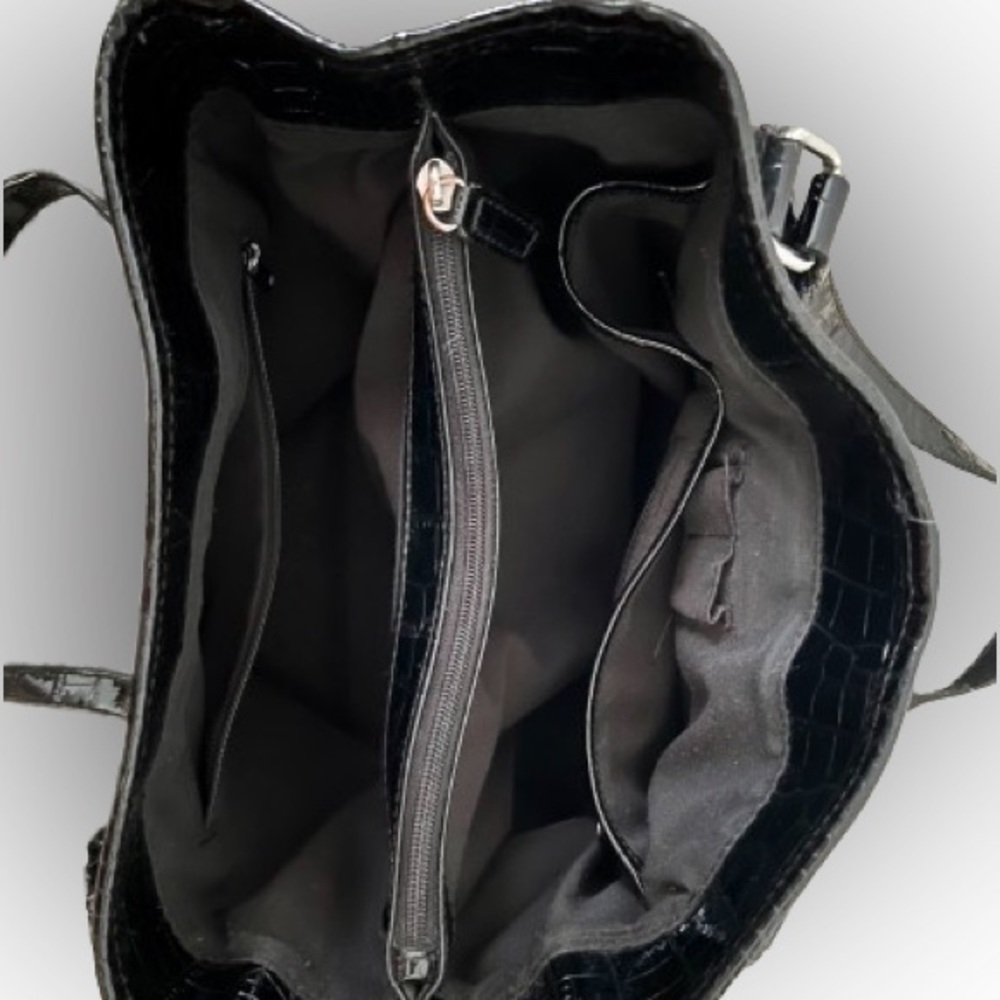 Liz Claiborne Black Tote Bag - Picture 5 of 5